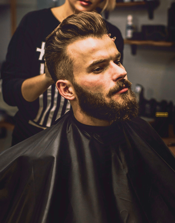 Model potongan rambut classic pompadour Voolcut Barbershop